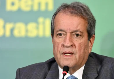 Costa Neto diz que há opção de uma vice mulher para Flávio e cita nome de Tereza Cristina