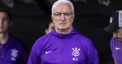 Dorival diz que Corinthians pode ir além das copas