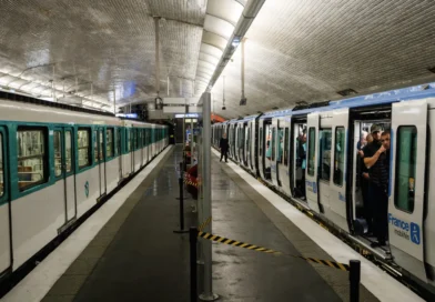 Metrô de SP funcionará ininterruptamente de sábado para domingo