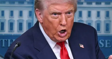 Trump diz que é ‘uma desgraça’ a decisão da Suprema Corte de barrar suas tarifas