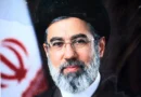 Irã afirma que líder Khamenei segue no país e comanda guerra