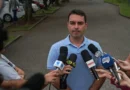 Flávio Bolsonaro sobre Jair: aparência continua abatida, e a voz está enfraquecida