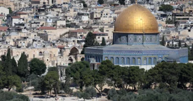 Polícia israelense impede cardeal de Jerusalém de celebrar missa na igreja do Santo Sepulcro