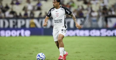 Bidu pede calma à torcida do Corinthians após protesto