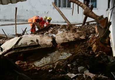 Bombeiros continuam buscas pela última pessoa ainda desaparecida em Ubá