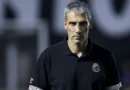 Vojvoda não resiste à derrota para o Internacional e não é mais o técnico do Santos