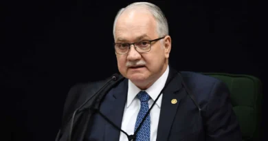 Fachin rebate relatório de comissão do Congresso dos EUA e defende decisões de Moraes