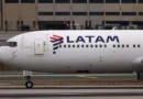 Latam terá classe executiva com assento-cama em aviões de corredor único
