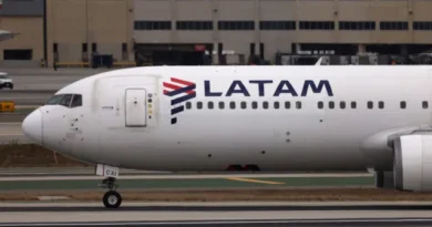 Latam terá classe executiva com assento-cama em aviões de corredor único