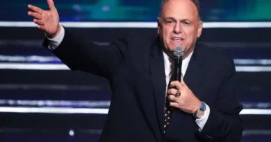 Lenda do basquete, Oscar Schmidt passa mal e é encaminhado a hospital em SP