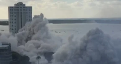 Hotel de luxo é implodido em 20 segundos em área nobre de Miami; veja