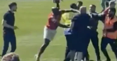 Soco de jogador em torcedor em pleno gramado deixa Inglaterra em choque