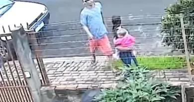 Adolescente é morta a facadas com bebê no colo no Paraná