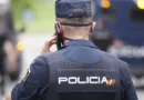 Homem mata ex-mulher na rua na Espanha; testemunhas acorrentam suspeito