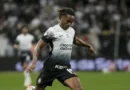Carrillo conquista Diniz, ‘fura fila’ e ganha espaço no Corinthians