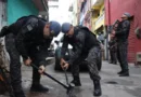 Polícia Militar faz operação para retirar barricadas do tráfico em Paraisópolis