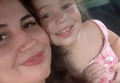 Mãe e filha de 3 anos são achadas mortas em carro submerso em rio do PR