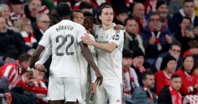 Real Madrid: Rüdiger dá tapa em Carreras; Mbappé vira alvo de críticas