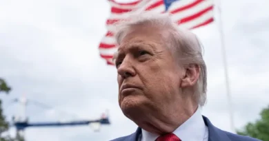 Aliado de Trump faz manobra para impedir votação que limitaria poder de guerra do presidente