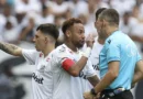 Neymar deixa jogo após erro da arbitragem e Santos é atropelado pelo Coxa