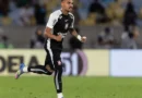 Zenit prepara oferta milionária, mas Matheuzinho quer ficar no Corinthians