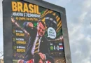 Paraguai manda retirar painéis que traziam montagem com Jair Bolsonaro