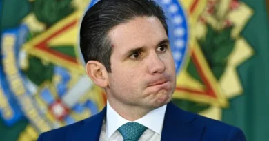 Em Lisboa, Hugo Motta reafirma que Câmara deve votar regulamentação da IA em junho