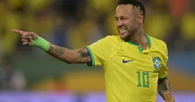 Neymar faz exames para saber se poderá jogar na estreia do Brasil na Copa