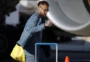 Neymar fará exame para voltar a campo semana que vem, diz Ancelotti