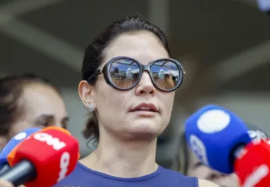 Michelle desabafa sobre cuidados com Bolsonaro: ‘dor intensa’