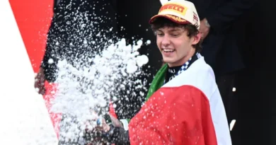 Antonelli vence e vê Russell em 14º em GP recheado de punições em Mônaco