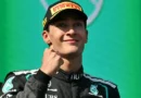 Russell vence pela primeira vez desde março e Verstappen bate Antonelli