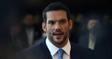 Fracasso na Copa reaviva fogo amigo contra Xaud e disputa por poder e grana na CBF