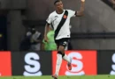 Vasco anuncia a renovação do empréstimo do zagueiro Robert Renan