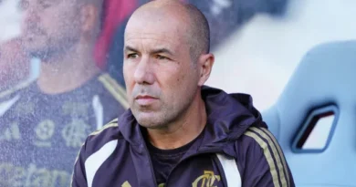 Técnico do Flamengo detona membro do Benfica: “Os covardes fogem”