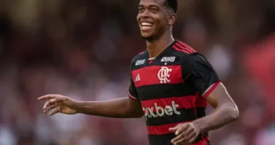 Flamengo empresta Carlinhos ao Athletic até fim do seu contrato