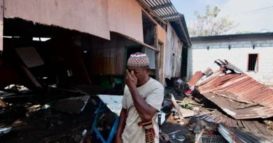 Sobe para 50 o número de mortos após terremoto na Indonésia