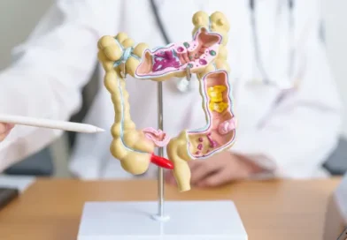 Pacientes com câncer colorretal têm medicamento aprovado pela Anvisa