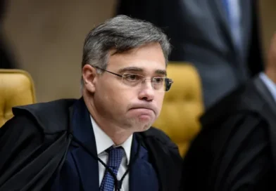 André Mendonça propõe critérios para definir deepfake nas eleições de 2026