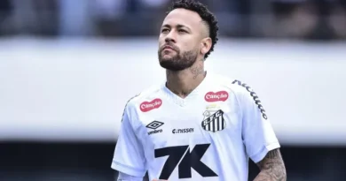 Neymar está relacionado e encara o Palmeiras no sintético do Nubank Parque