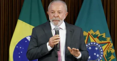 Lula usa divulgação de dados de emprego para fazer propaganda do governo e reforçar crítica às bets