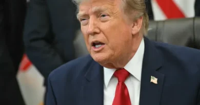 Senado dos EUA confirma ex-advogado pessoal de Trump como secretário de Justiça