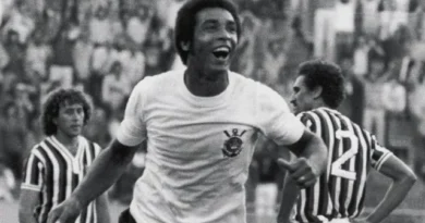 Morre Geraldão, artilheiro do Corinthians na conquista do Paulista de 1977