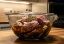 4 alimentos que não devem ficar marinando a noite toda