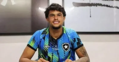 Botafogo afasta Bruno Samudio pelo segundo jogo consecutivo