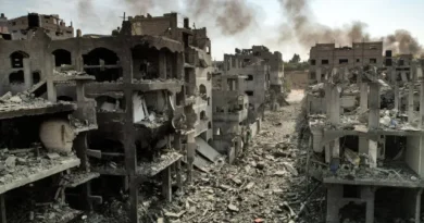 Prédio desaba em Gaza e mata ao menos 21, e ministro de Israel ameaça retomar guerra