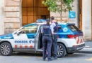 Homem esfaqueia três pessoas e salta do 4.º andar em Barcelona