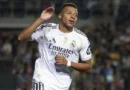 Real Madrid evita empate nos acréscimos, vence Elche e cola no Barcelona