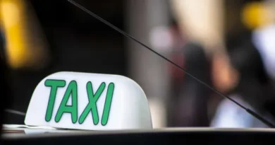 Polícia investiga suposta fraude que aumentava valor do táxi no Galeão, no Rio
