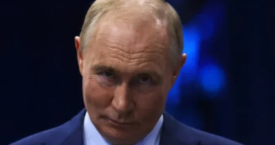 Rússia ataca Kiev durante visita de premiê alemão, e Zelenski anuncia negociação trilateral com EUA